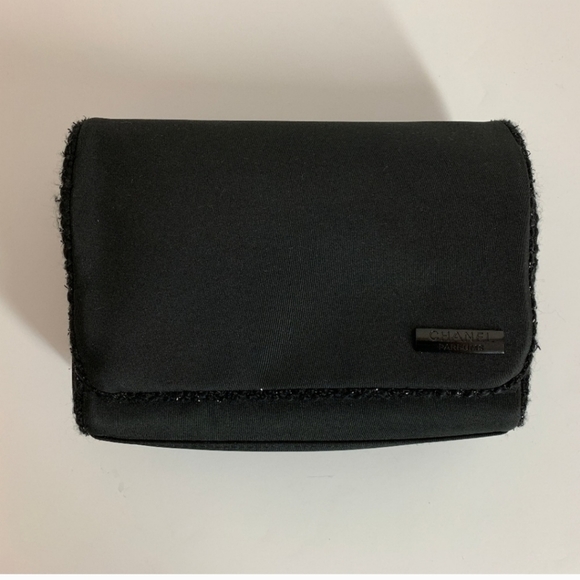 AUTHENTIC Chanel Parfums Cosmetics Makeup Clutch Bag Black NWOT - Picture 1 of 13